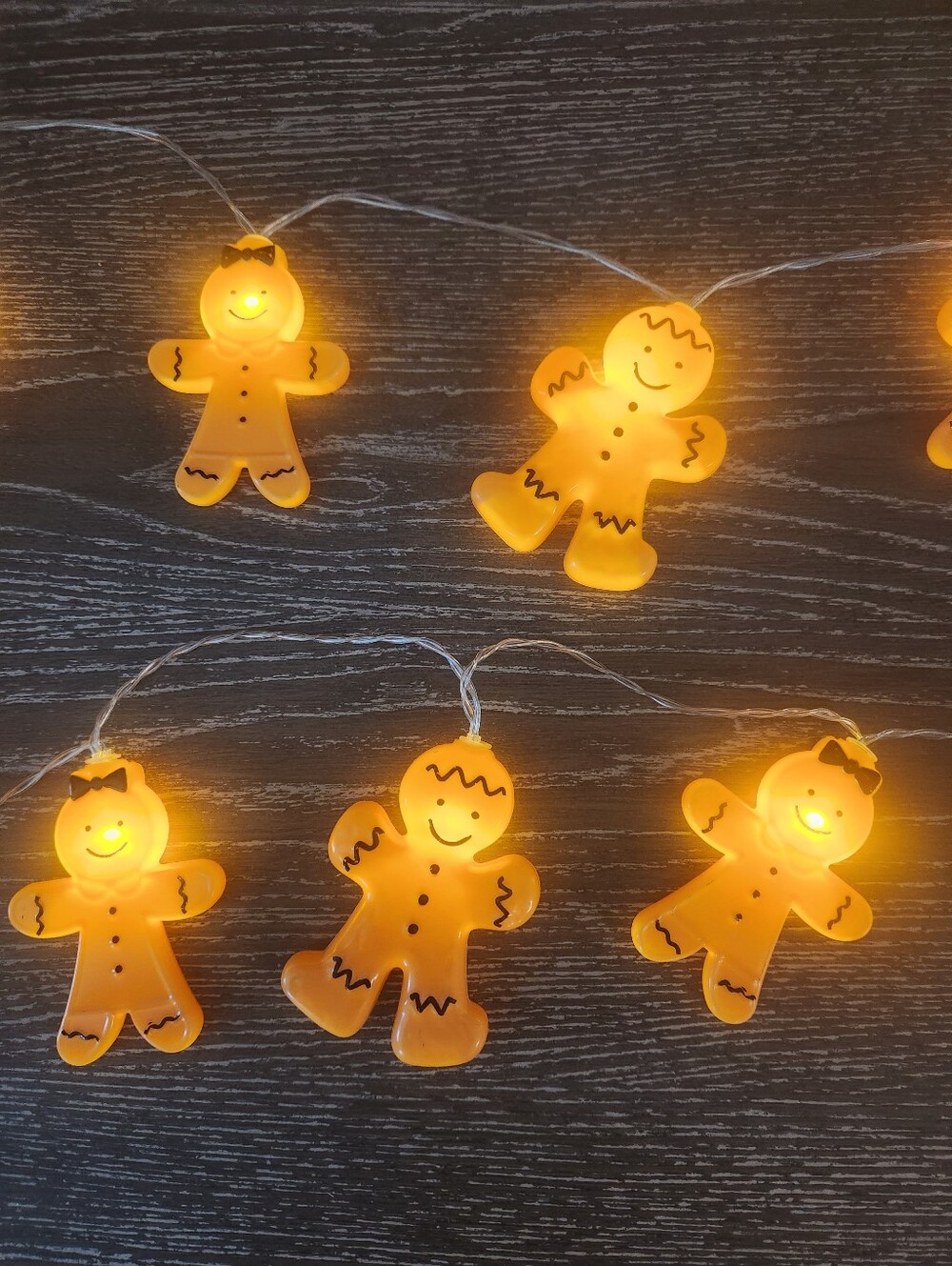 2 Gingerbread Men 5 Ft String Lights